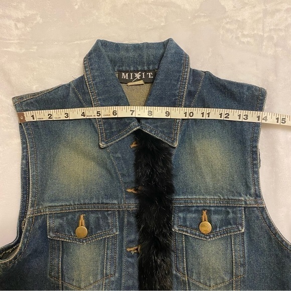 MIX It | Denim Sleeveless Vest w/ Rabbit Fur Trim | Size: Medium - Picture 6 of 9